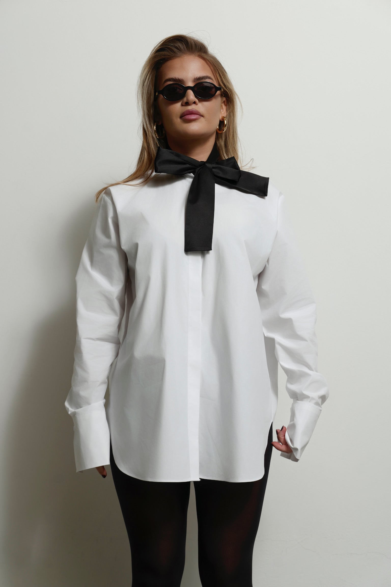 The Silk Bow - Black