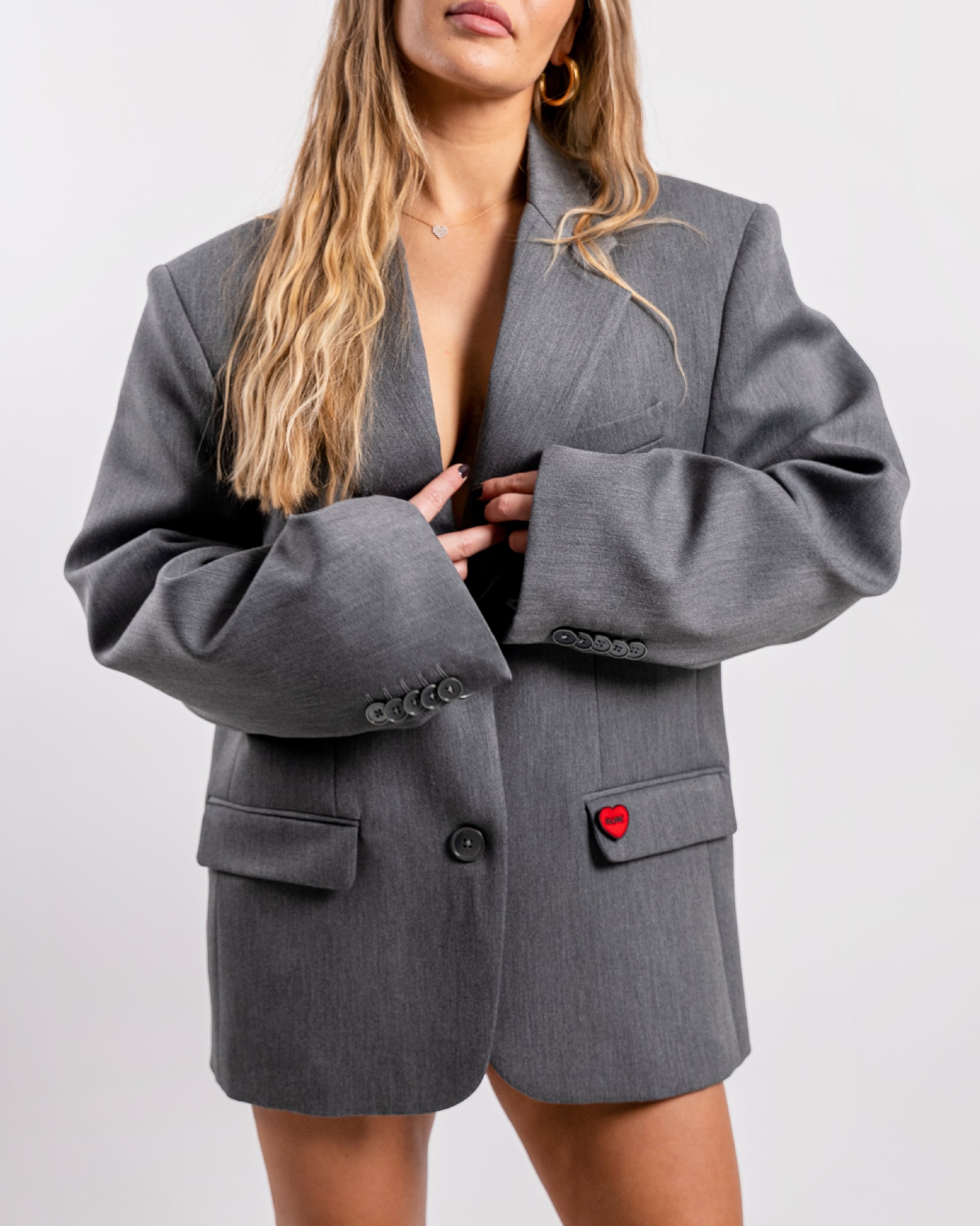 Aquila Gray